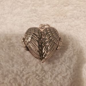 925 Sterling Silver Heart Wings Locket